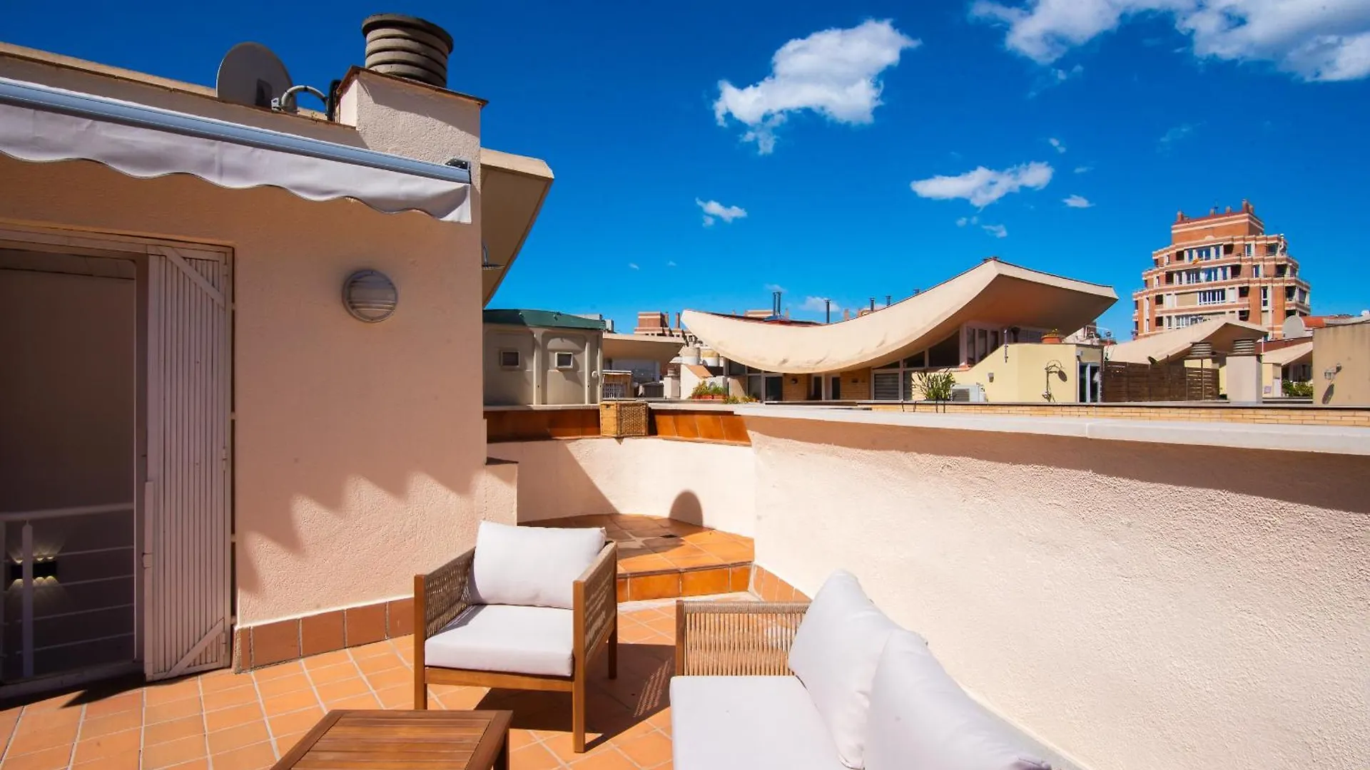 Casa Jasmine Family Villa Near The Beach 바르셀로나 0*,