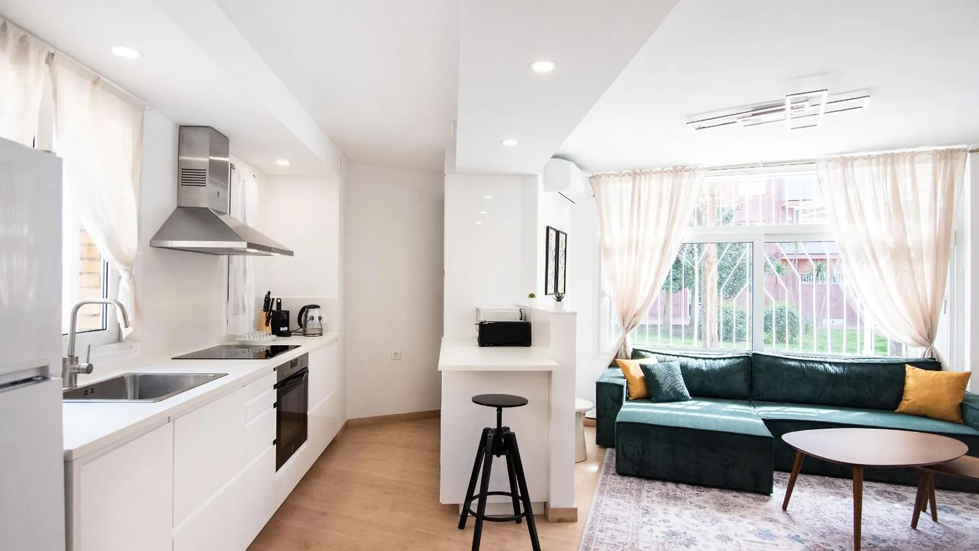 Casa Jasmine Family Villa Near The Beach 바르셀로나 스페인