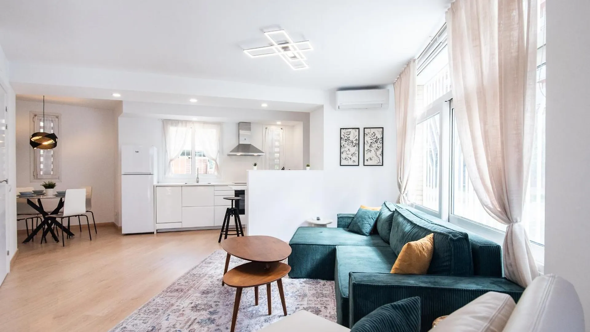Casa Jasmine Family Villa Near The Beach 바르셀로나 스페인